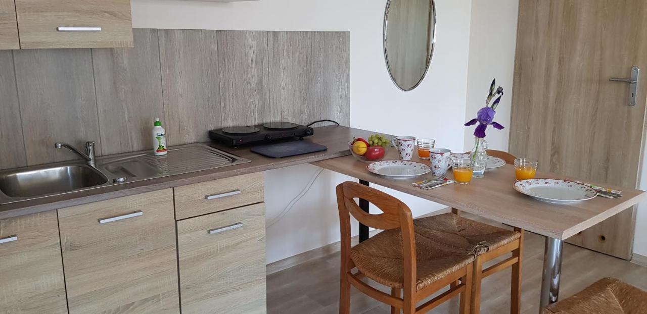 Stara Kuznia Apartment ชตูตอวอ ภายนอก รูปภาพ